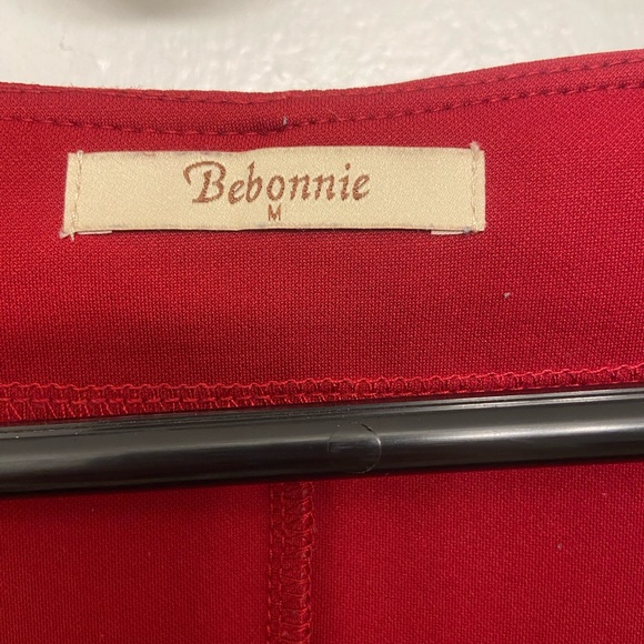 Elegant Red Midi Dress - Picture 4 of 6